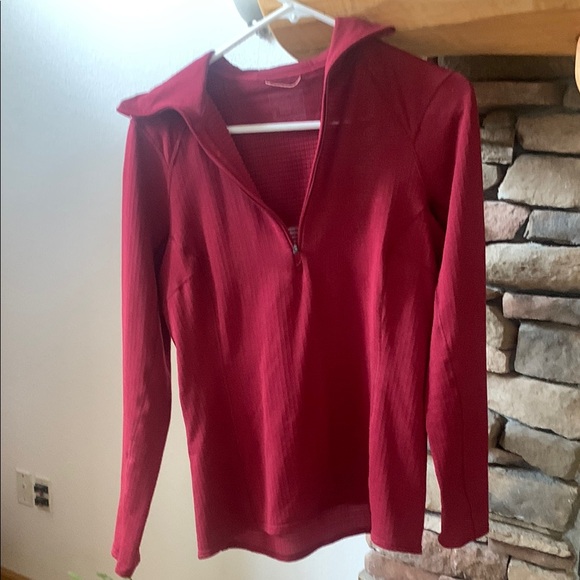Patagonia Women's capilene thermal weight 1/4 zip hoody burgundy - Picture 2 of 6